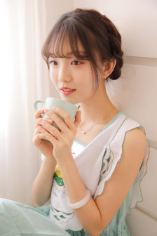 年轻的护士的特殊服务2